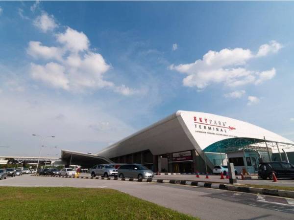 LTSAAS menjadi antara tujuh daripada 39 buah lapangan terbang kendalian MAHB yang menjana keuntungan tinggi. - Foto 123RF