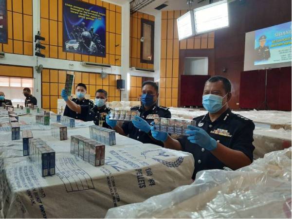 12 ditahan, rokok seludup RM7.84 juta dirampas - Vimarsana News