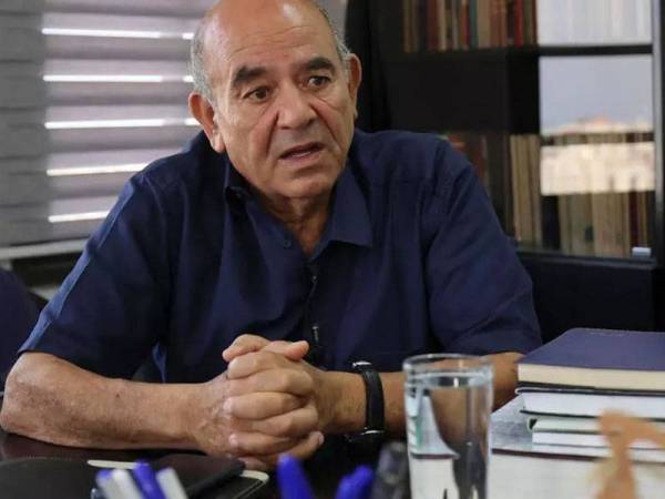 Raji Sourani yang merupakan seorang peguam bela memperjuangkan nasib penduduk Palestin di Gaza yang ditindas oleh Israel. - Foto AFP