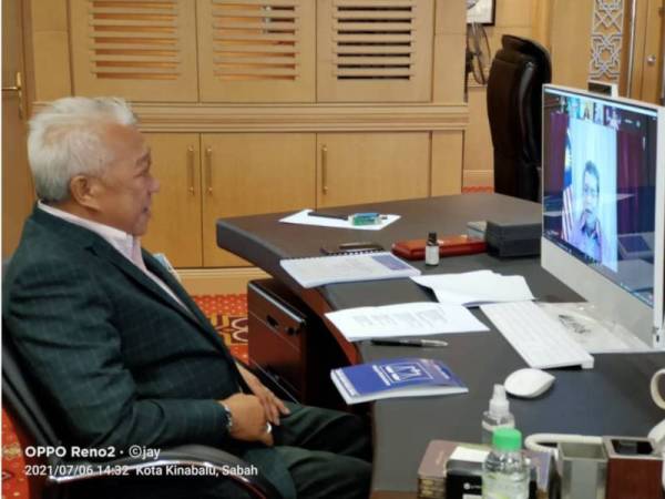 Bung Moktar ketika mesyuarat Jawatankuasa Induk Sambutan Hari Malaysia yang berlangsung secara maya pada Selasa.