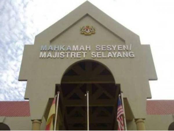 Seorang penganggur didenda RM3,500 oleh Mahkamah Majistret Selayang pada Rabu, atas dua pertuduhan mencederakan dan mengugut kakak iparnya, Januari lalu.