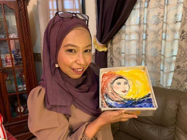 Kek yang baharu siap dilukis perlu dibakar dalam tempoh dua jam pada suhu paling minimum.