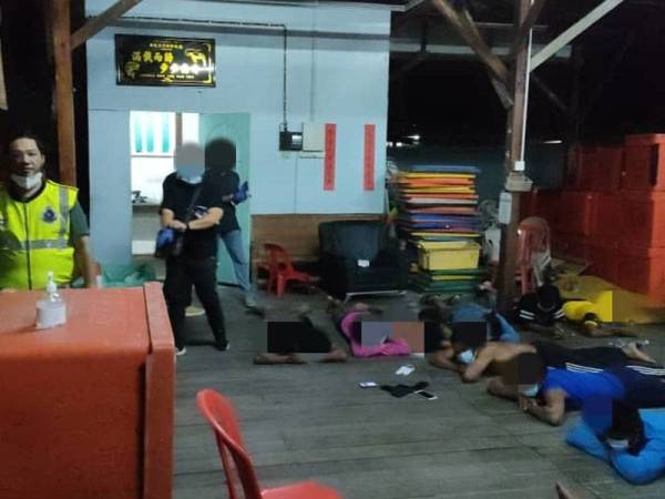 Polis percaya penyeludupan PATI yang disyaki didalangi warga tempatan dijalankan berdasarkan permintaan.