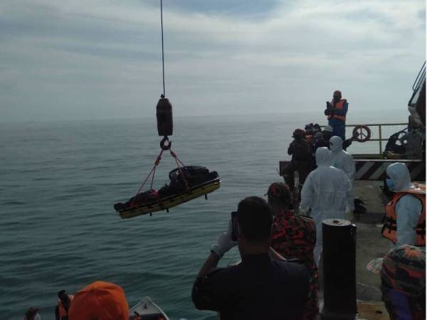 Mayat Shahrul Nizwan telah ditemui. - Ihsan APMM