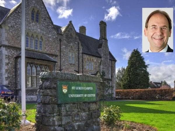 Universiti of Exeter di England meminta pelajar yang mengikuti kursus perubatan tahun ini supaya menangguhkan pengajian mereka ke tahun depan. - Foto Universiti of Exeter