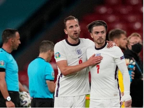 Kane (kiri) dan Grealish pada Euro 2020 baru-baru ini.