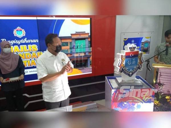 Hasni melancarkan pengisytiharan Majlis Perbandaran Pontian pada Sabtu.