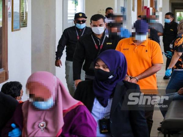 Lima suspek dibawa ke Mahkamah Majistret Alor Setar pada Isnin untuk direman.