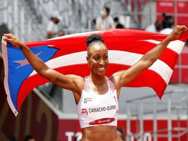 Jasmine Camacho-Quinn dari Puerto Rico merangkul emas dalam acara 100 meter lari berpagar wanita di Olimpik Tokyo pada Isnin. - Foto Xinhua