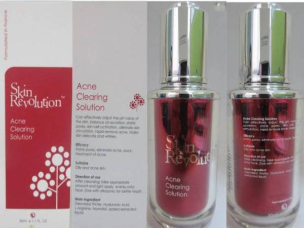  Produk kosmetik Skin Revolution - Acne Clearing Solution dikesan mengandungi racun berjadual clindamycin dan metronidazole yang boleh memudaratkan kesihatan. - Foto ihsan NPRA