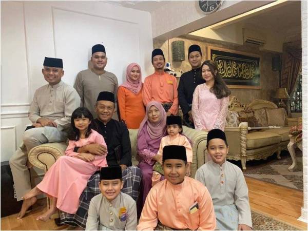 Allahyarham meninggalkan seorang isteri, Ropiah Yusoff, 63 tahun, lima anak, lima cucu dan seorang menantu.