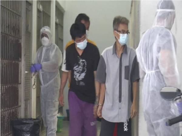 Tertuduh dibawa ke Mahkamah Majistret Kajang pada Jumaat bagi menghadapi pertuduhan kes pembunuhan.