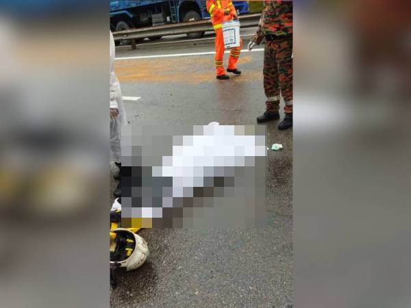 Pemandu van KKM yang maut dalam kemalangan di Kilometer 9.7 Lebuhraya Utara Selatan, Johor Bahru pada Rabu.