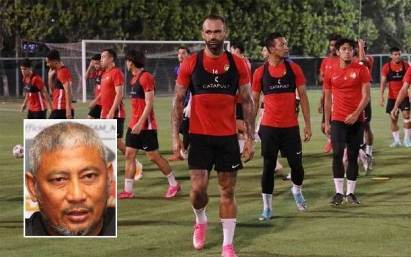 De Paula antara tiga pemain naturalisasi Harimau Malaya yang beraksi pada Kelayakan Piala Dunia 2022/Piala Asia 2023 di Dubai Jun lalu. FOTO: FB FAM, gambar kecil: Hashim