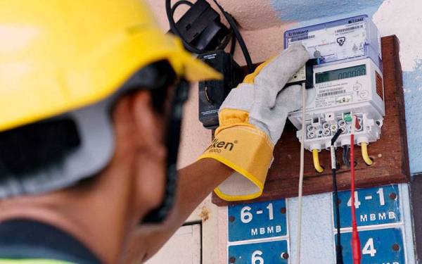 TNB menjangkakan jumlah pengguna meter pintar meningkat kepada lebih 1.8 juta pada penghujung 2021. - Gambar fail Bernama