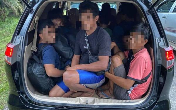 18 PATI cuba diseludup masuk menggunakan tiga buah kenderaan.