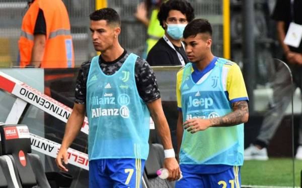 Drama perpindahan bintang Portugal itu kembali hangat dan penggempur itu hampir muncul wira pasukannya dalam perlawanan pembukaan kempen Serie A awal pagi tadi. - Foto Reuters