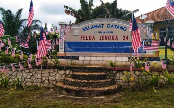 Hampir 3,000 Jalur Gemilang hiasi di Felda Jengka 24 sempena bulan kemerdekaan