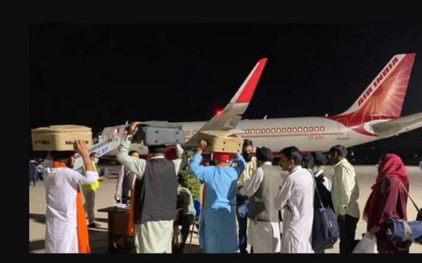 India pada Selasa membawa keluar 78 orang lagi dari Kabul ketika Amerika Syarikat (AS) melakukan persiapan mengundurkan baki tenteranya dari Afghanistan menjelang tarikh akhir. Gambar sumber Internet. 
