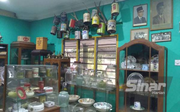 Galeri milik Cikgu Jamal menempatkan koleksi kemerdekaan dan barangan antik.