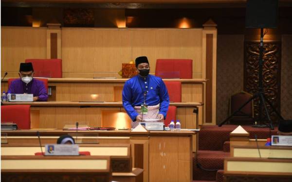 Ahmad Saidi ketika menjawab soalan lisan Abdul Azizi ketika Sidang DUN Perak pada Jumaat.