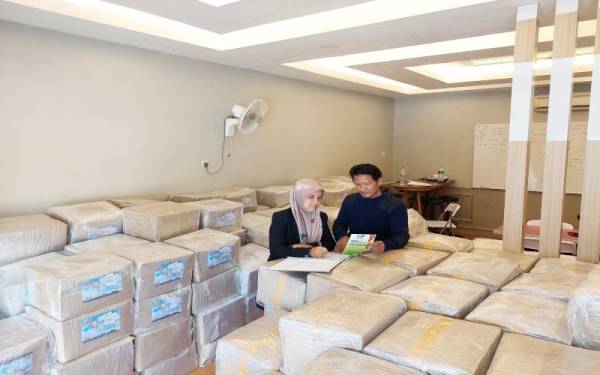 Baja N'ley mempunyai kapasiti pengeluaran sebanyak satu tan sebulan dengan dibantu oleh hampir 100 ejen yang berada di seluruh Semenanjung Malaysia.