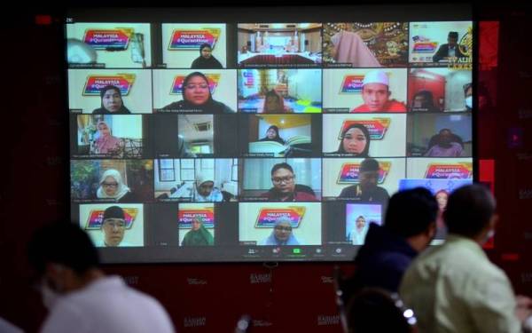 Program Malaysia #QuranHour dihubungkan melalui aplikasi Zoom Meeting