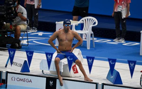 
TOKYO, Sept 1 -- National para-swimmer Muhammad Nur Syaiful Zulkafli in action men’s 50m freestyle (S5) qualifying event during 2020 Tokyo Paralympic Games at the Tokyo Aquatics Centre today.
Muhammad recorded a time of 33.46.
--fotoBERNAMA (2021) COPYRIGHTS RESERVED
