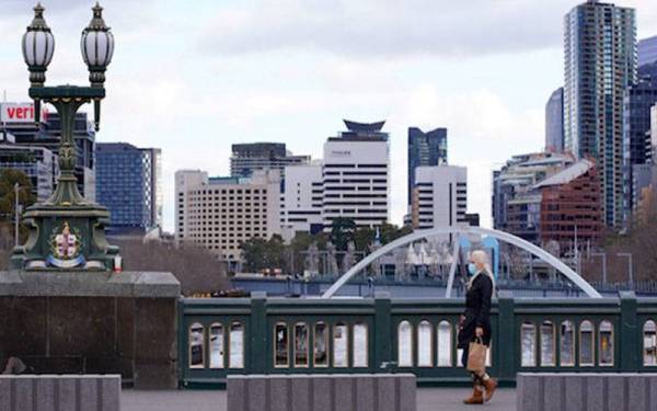 Penduduk di Sydney dan Melbourne serta Canberra diarahkan untuk tinggal di rumah selama beberapa minggu. - Foto fail/Reuters/Sandra Sanders