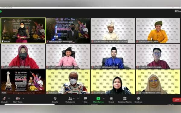 Peserta mempamerkan kehebatan berpidato secara maya.