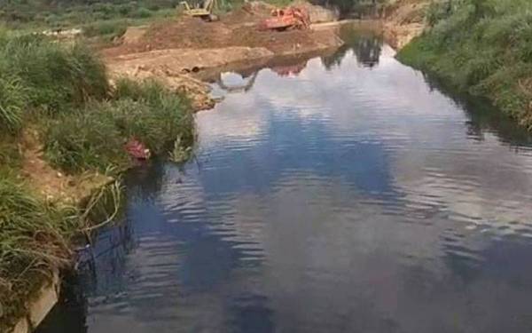 Perbadanan Bekalan Air Pulau Pinang (PBAPP) berharap pihak berkuasa akan mengkaji semula hukuman yang lebih ketat bagi kesalahan pencemaran sumber air mentah. Gambar hiasan