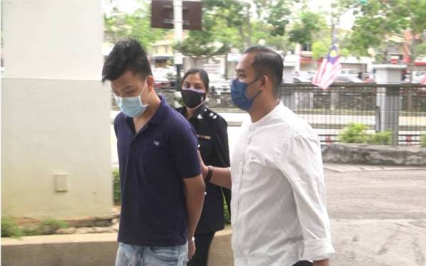 Tertuduh dibawa ke Mahkamah Majistret Seremban.