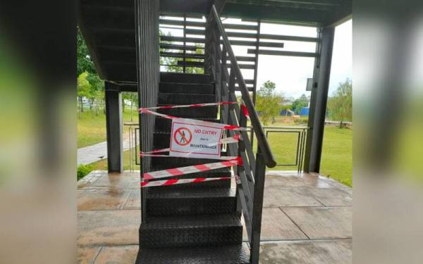 Pihak berkuasa mengambil langkah segera menutup bangunan tinjau di Taman Rekreasi Wetland Setia Alam.
