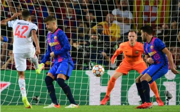 Kekalahan terbaharu Barcelona kepada Bayern Munich menambah tekanan kepada Laporta. FOTO: AFP