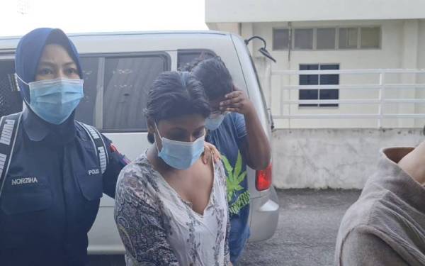 Seorang wanita tempatan dan seorang warga Bangladesh didakwa di Mahkamah Majistret Kajang pada Jumaat, atas pertuduhan menculik seorang rakan senegara dan meminta wang tebusan, Ogos lalu.