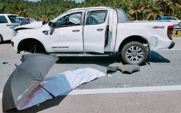 Mangsa yang cedera parah pada bahagian kepala meninggal dunia di lokasi kejadian.