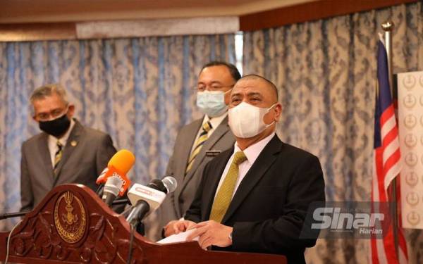 Saarani ketika sidang akhbar selepas mempengerusikan mesyuarat Exco di Bangunan Perak Darul Ridzuan pada Rabu.