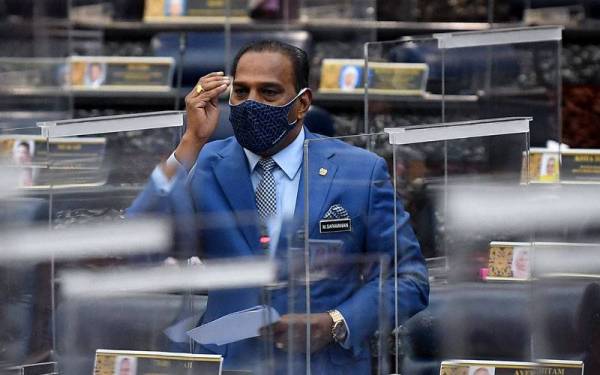 Datuk Seri M Saravanan - Foto Bernama