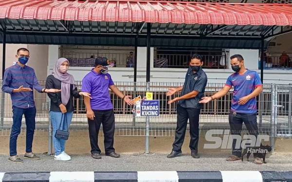 Usaha MDPM mewujudkan empat unit tandas awam kucing di Pasar Tasek Raja, Pasir Mas tular di laman-laman sosial Facebook sehingga mendapat pujian dalam kalangan warganet di negara ini.