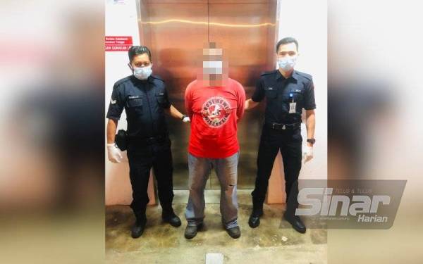 Tertuduh tidak mengaku bersalah atas empat pertuduhan merogol teman wanitanya di Mahkamah Sesyen Kuala Terengganu, pada Khamis