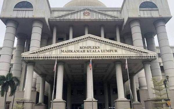 Seorang bekas Ahli Majlis Kerja Tertinggi (MKT) UMNO berpangkat Datuk akan didakwa di Mahkamah Sesyen Kuala Lumpur pada Jumaat, berkaitan sebuah video di laman Facebook, beberapa bulan lalu.