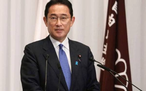 Kishida berkata beliau akan bubarkan Parlimen minggu depan bagi membolehkan pilihan raya diadakan 31 Oktober ini. - Foto fail AP