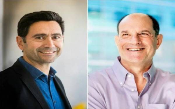 Ardem Patapoutian (kiri) dan David Julius. - Foto AFP