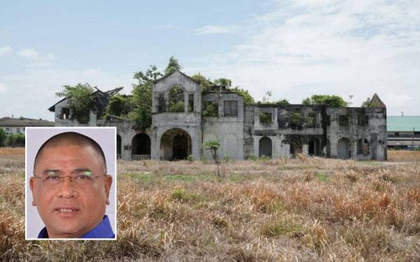 Tapak Istana Raja Muda Perak di Jalan Syed Abu Bakar di Teluk Intan. Foto kecil: Saarani