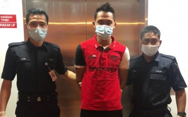 Mahkamah Tinggi Kuala Terengganu pada Rabu mengetepikan rayuan tertuduh yang disabitkan kesalahan sebelum ini kerana merogol pelajar sebuah sekolah di Besut, dua tahun lalu