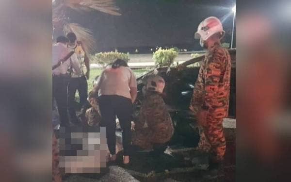 Mangsa disahkan meninggal dunia di lokasi kejadian.