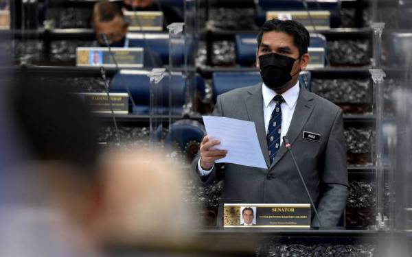 Radzi pada Mesyuarat Khas Penggal Ketiga Parlimen Ke-14 di Parlimen hari ini. - Foto Bernama