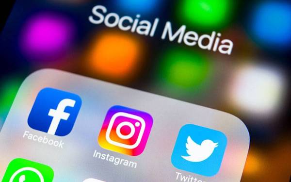 Beberapa pengguna dilaporkan sekali lagi tidak dapat mengakses laman sosial Facebook dan Instagram pada Jumaat. Foto 123RF