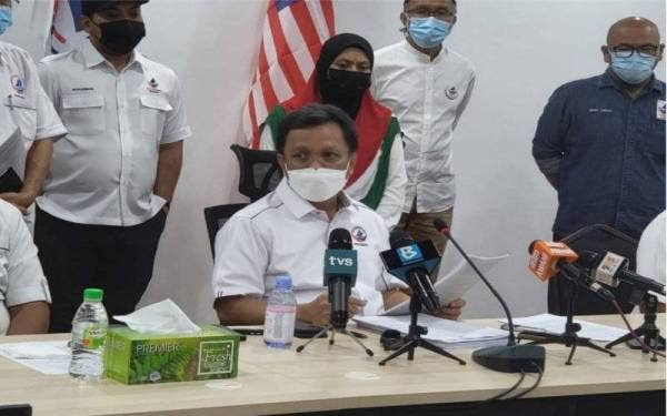 Mohd Shafie bercakap kepada pemberita ketika sidang akhbar di Kota Kinabalu.