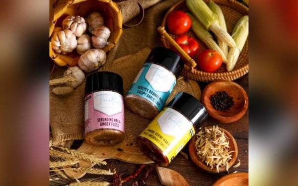 Produk thethe dijenamakan semula daripada jenama asal Tokmami, khusus untuk ibu berpantang.